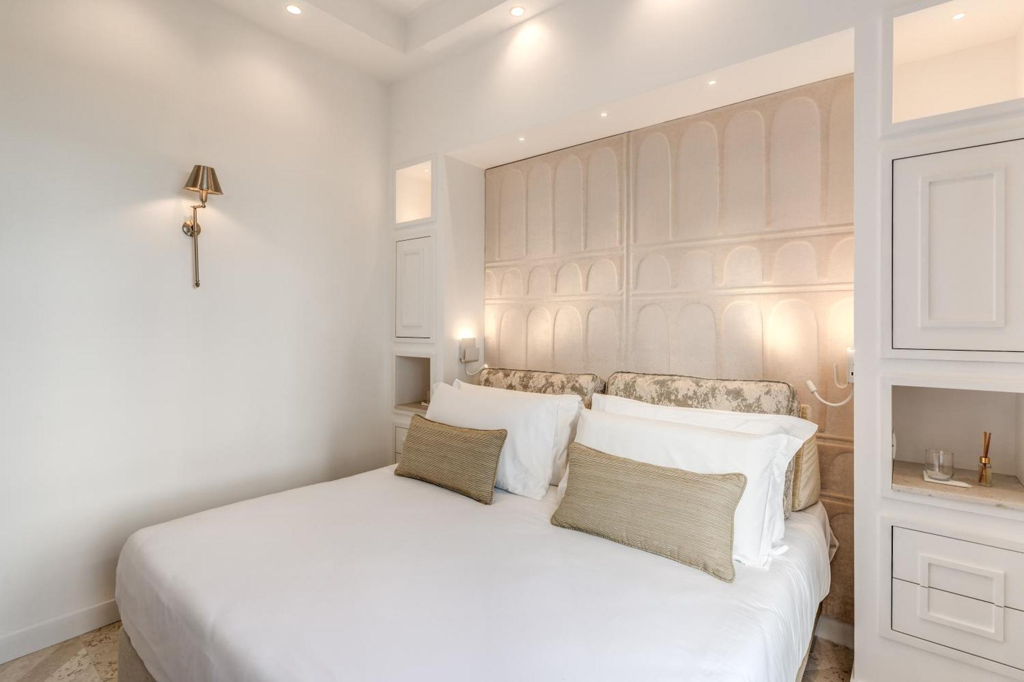 Diff'Rent Souls Rooms - Luxury Accomodation 索伦托 外观 照片