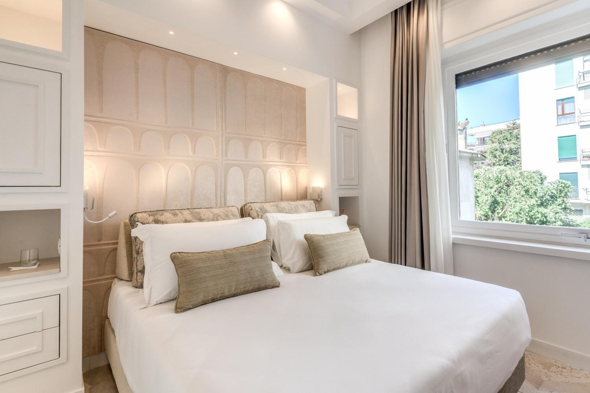 Diff'Rent Souls Rooms - Luxury Accomodation 索伦托 外观 照片