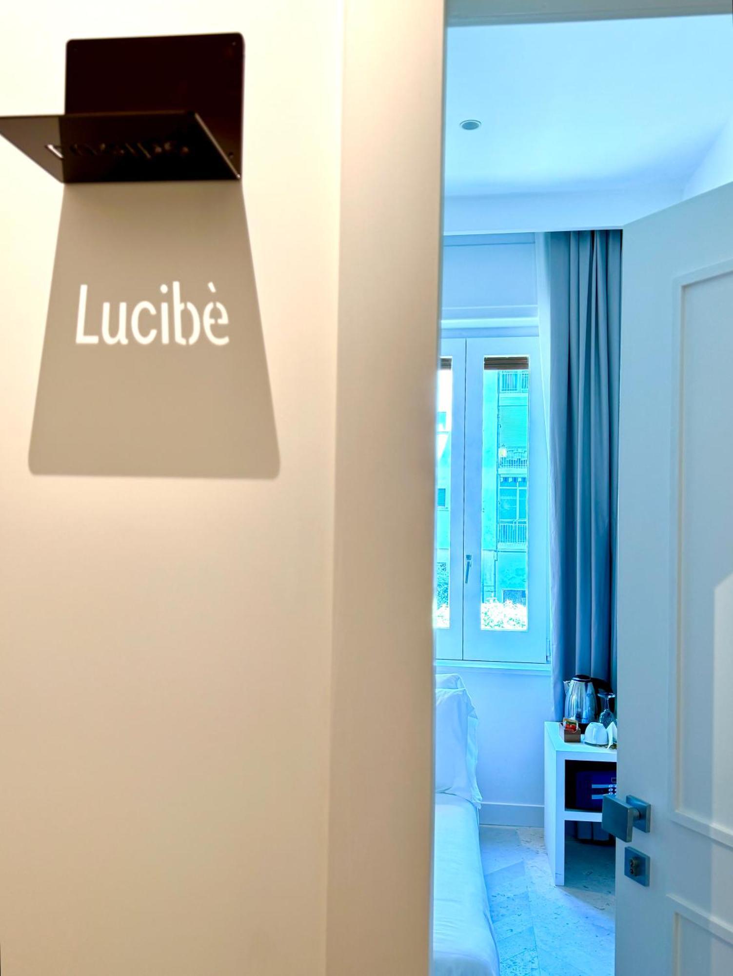 Diff'Rent Souls Rooms - Luxury Accomodation 索伦托 外观 照片